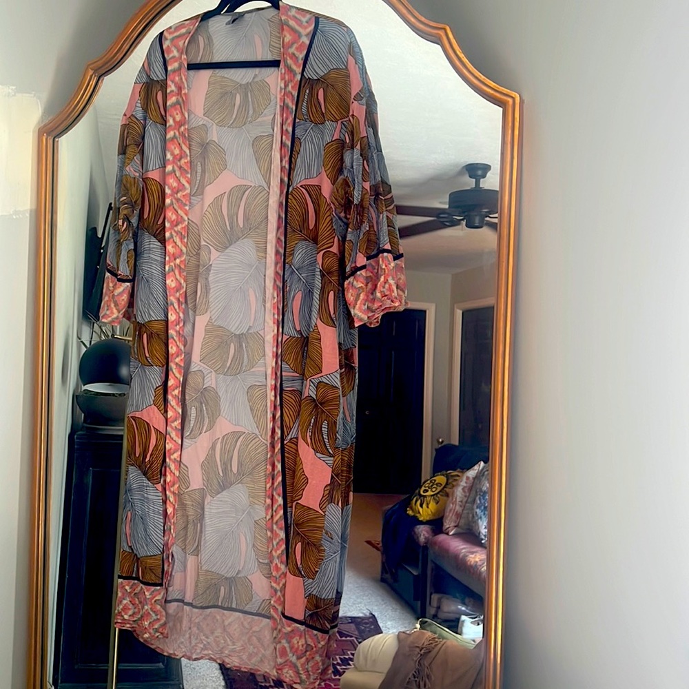 Anthropologie blank Sophia Kimono